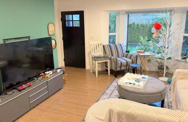 3505 116th Street Southeast - 3505 116th Street Southeast, Eastmont, WA 98208