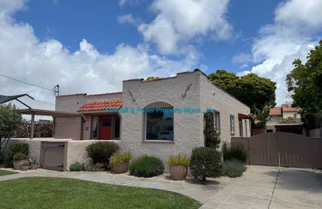 Quiet & Updated Watsonville Charmer 2 plus BR/1BA - MOVE-IN PROMO! $500.00 OFF FIRST MONTH'S RENT WITH MOVE-IN BY 10/1! Gallery 3