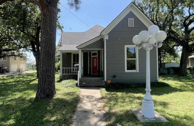 704 South Anglin Street photos photos
