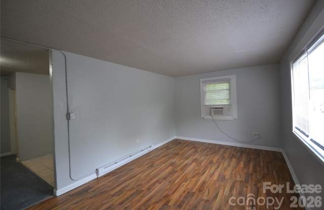 129 Brumley Avenue NE Gallery 3