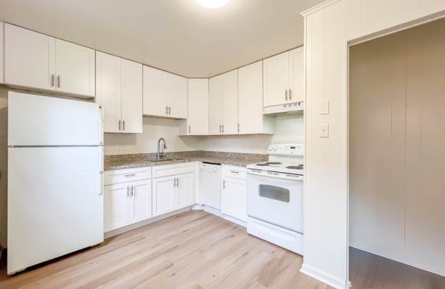 7 Fox Hill Dr Gallery 3