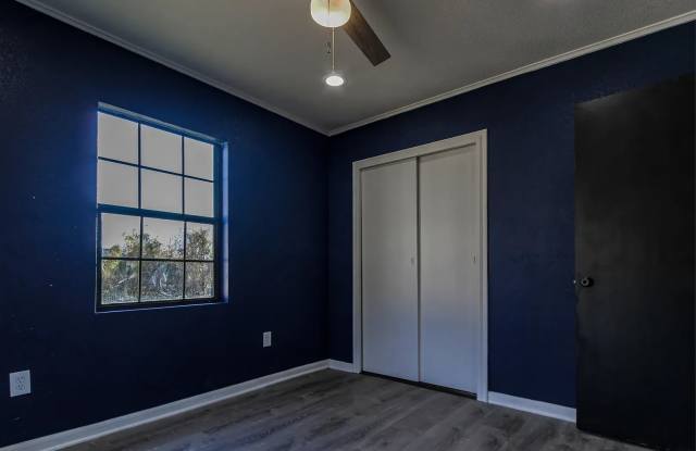 Charming 2-Bedroom Home in Tulsa's Vibrant Community Gallery 3