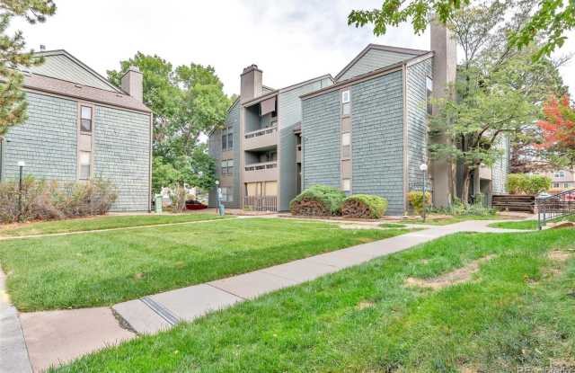 Spacious 2Bd/2Ba Townhome with Loft photos photos