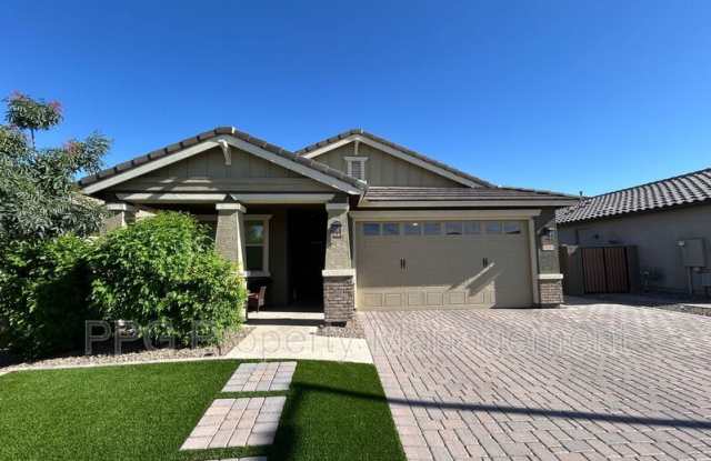 15265 W Moreland St photos photos