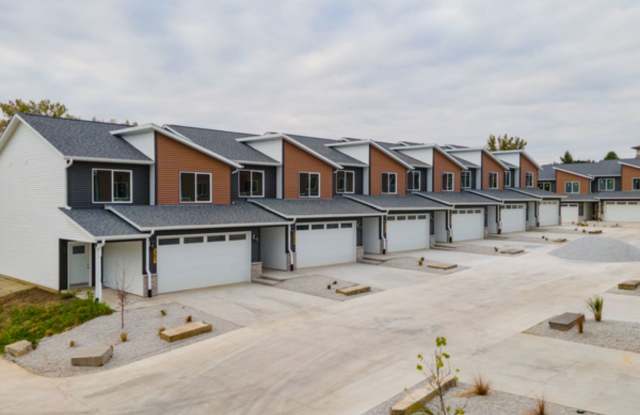 5330 N Gaines St photos photos 5330 N Gaines St photos photos