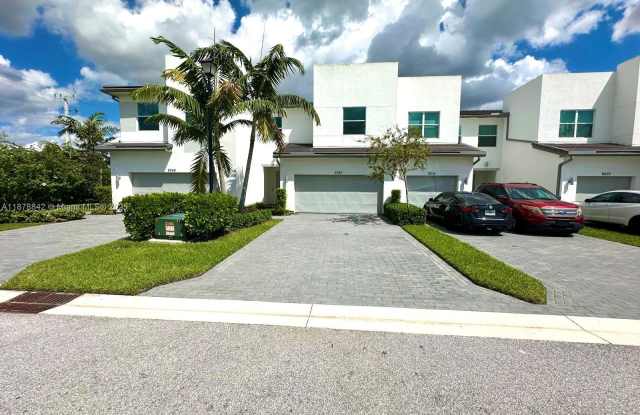 9045 Zevon Court photos photos