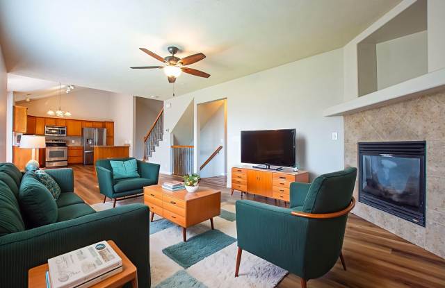 Extremely Spacious 3 Bedroom / 2.5 Bath Home in Bellevue! - 2611 Yorktown Street, Sarpy County, NE 68123