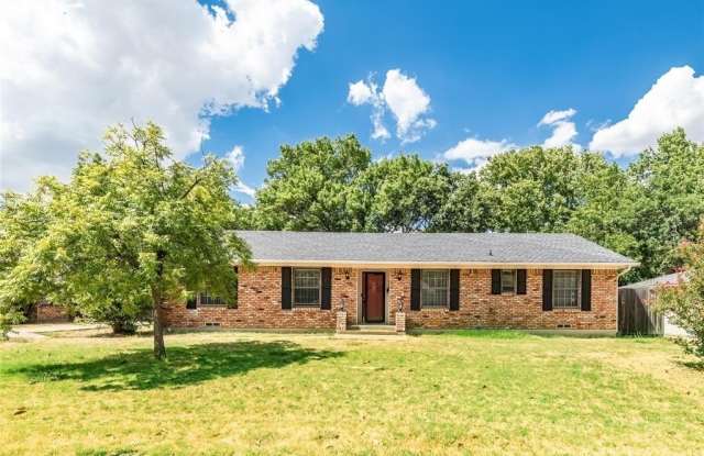 1717 E 15th Street - 1717 East 15th Street, Plano, TX 75074
