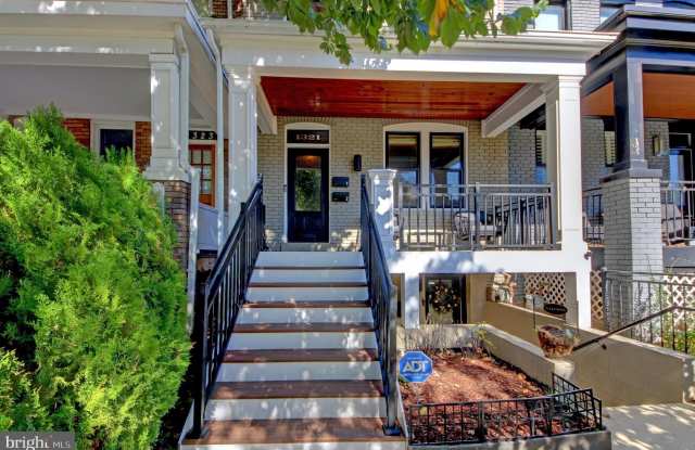 1321 SPRING Road NW photos photos