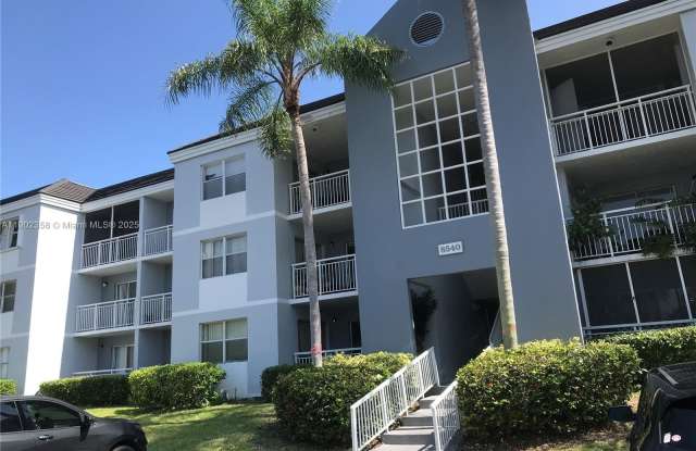 8540 SW 212 ST photos photos