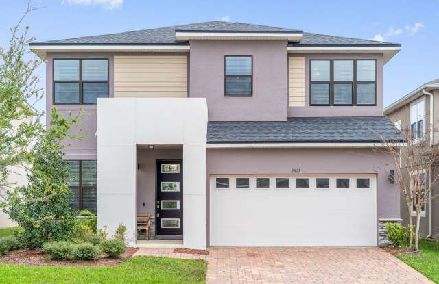 Beautiful Contemporary Energy Efficient 4/2.5 in Gated Community W/ Fenced Backyard Gallery 1