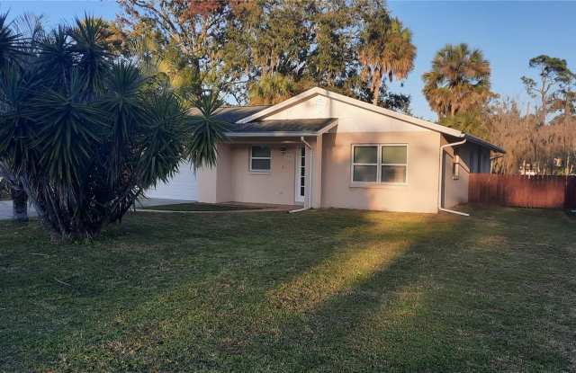 1333 BENDER AVENUE - 1333 Bender Avenue, Holly Hill, FL 32117
