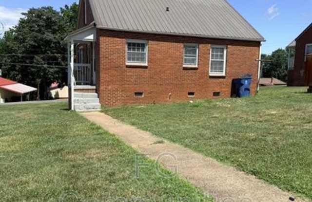 212 Main Ave E photos photos