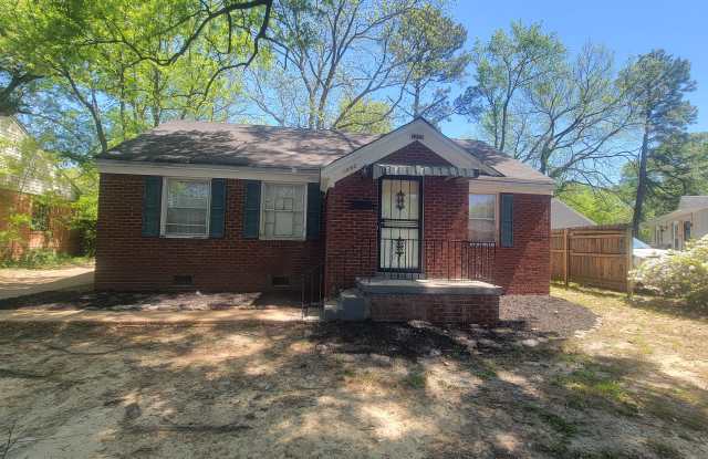1252 Robin Hood Ln photos photos