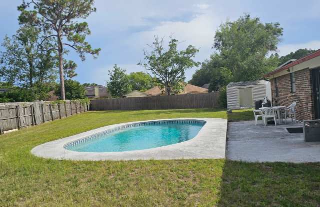 6523 Diamond Leaf Court South Gallery 2