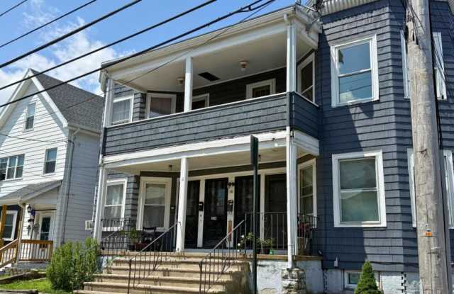 236 Vine St. photos photos