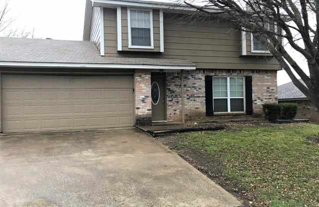 804 Annapolis Drive - 804 Annapolis Drive, Fort Worth, TX 76108