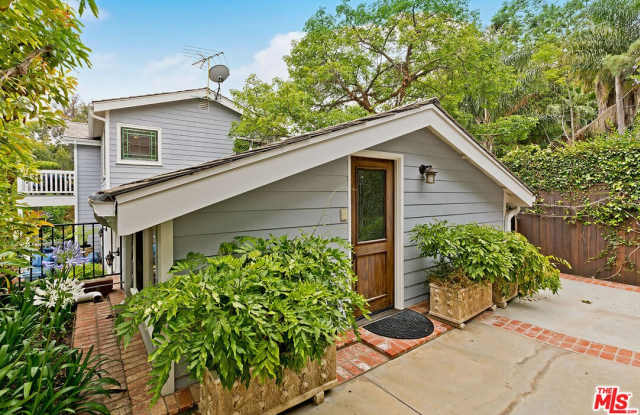 11790 Kearsarge St - 11790 Kearsarge Street, Los Angeles, CA 90049