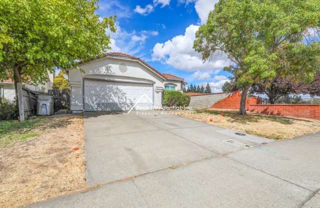 Wonderful Sacramento 4bd/2ba Home! Gallery 1