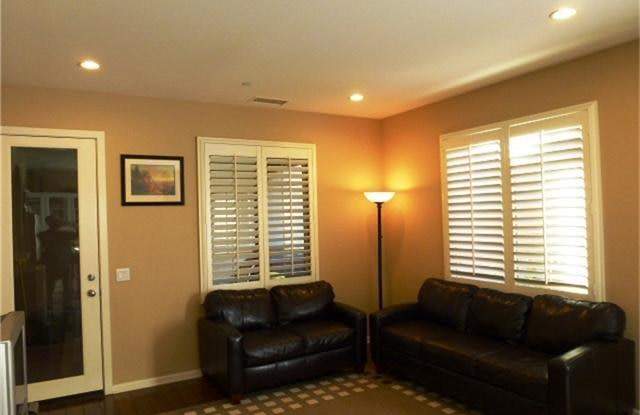 70 Latitude Gallery 2
