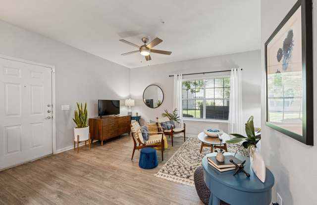 Oak Grove Apartments photos photos