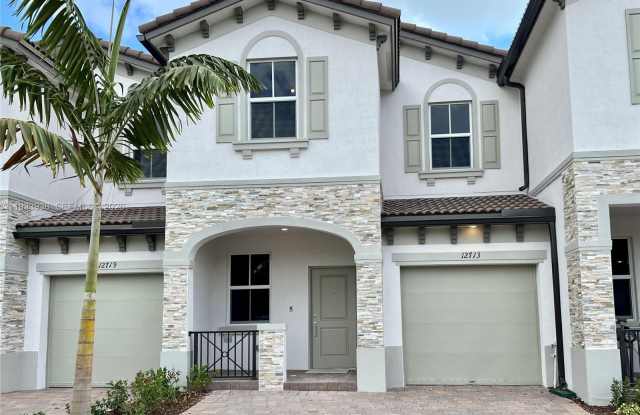 12713 NW 24th Ave photos photos