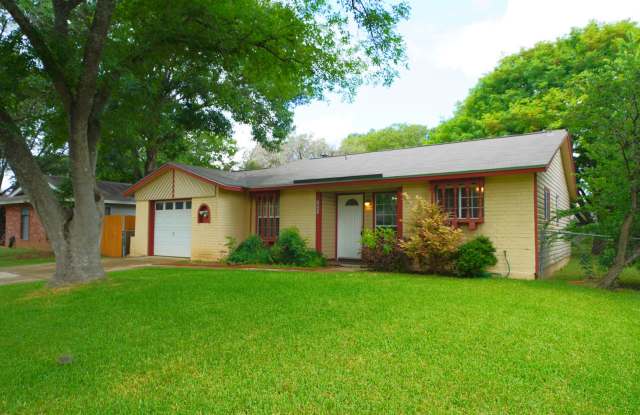 Schertz home now available in Parkland Village neighborhood. Realtor Commission: $500 Gallery 4