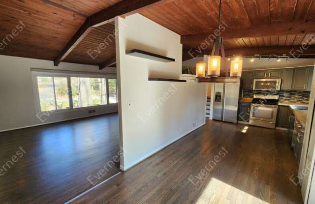 2146 Dering Cir NE - 2146 Dering Circle Northeast, Chamblee, GA 30345
