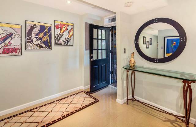 1506 P Street NW, Basement Gallery 4