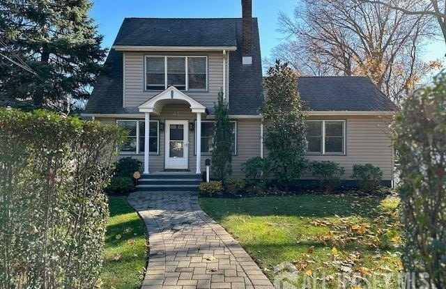 41 Plainfield Avenue - 41 Plainfield Avenue, Metuchen, NJ 08840