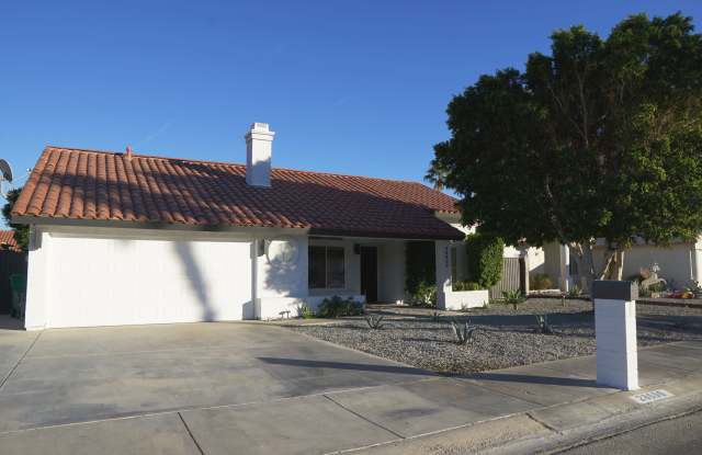 28600 Avenida Duquesa photos photos