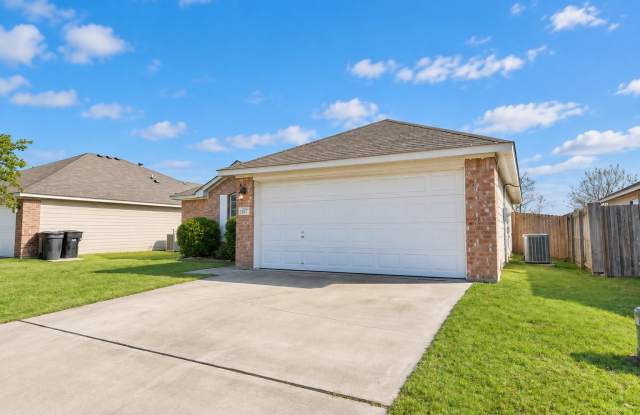 1707 Wood Creek Dr Gallery 3