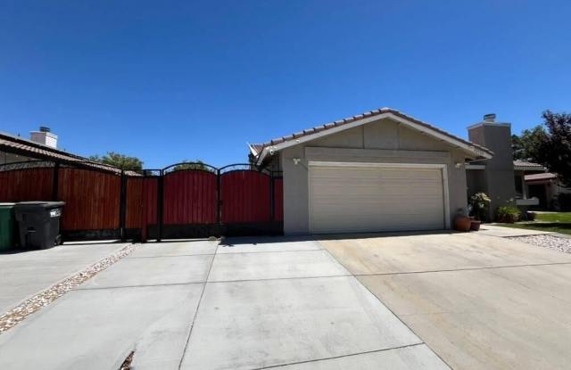 43770 Santa Rosa Circle Gallery 3
