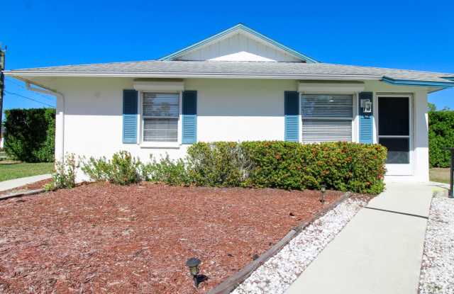 Pine Ridge Estates – Renovated  Furnished 2 bedrooms\1 bath Cottage ** looking for an Annual or Seasonal Tenant ** Naples ** photos photos