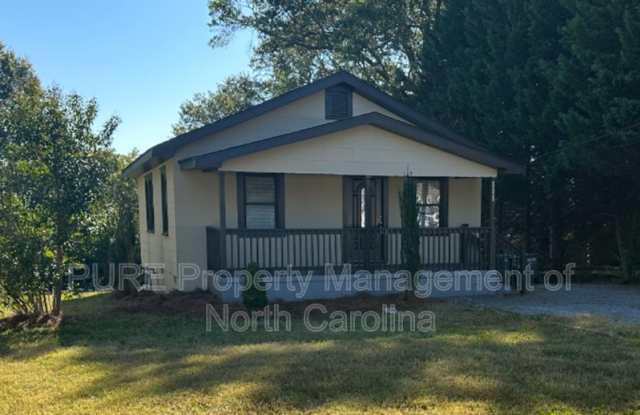 111 Hillcrest Dr photos photos