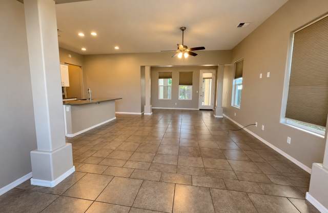 Unfurnished, 1-Year Long-Term Rental (Procure Only) Gallery 4