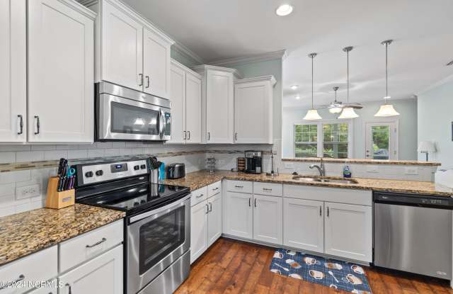 3220 Inland Cove Drive Gallery 3