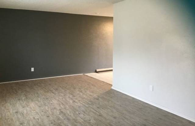 816 Panay Way Drive Gallery 2