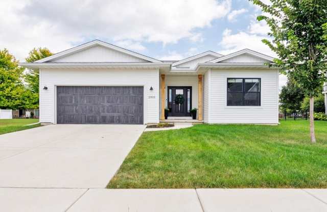 2935 Glendale Lane photos photos