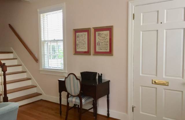 65 1/2 Lenwood Blvd. Gallery 2