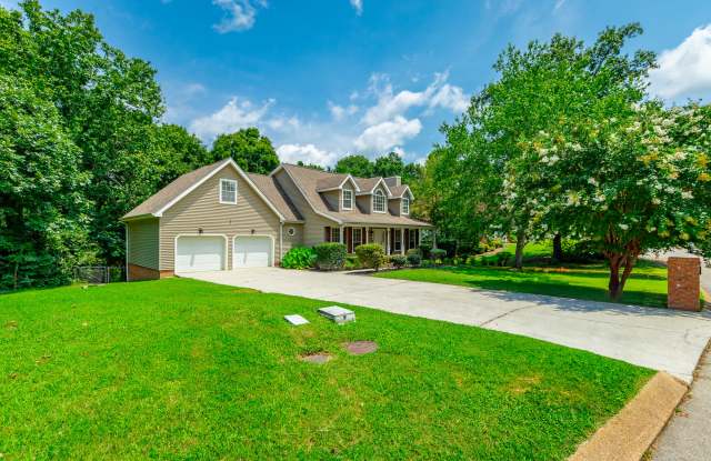 6405 Flag Point Drive Gallery 1