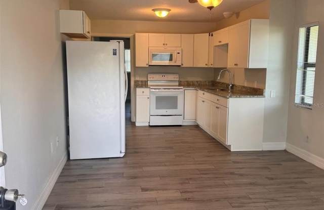 11452 OCEANSPRAY Avenue Gallery 4
