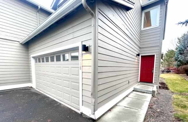 BEAUTIFUL TOWNHOME LOCATED IN REDMOND! photos photos BEAUTIFUL TOWNHOME LOCATED IN REDMOND! photos photos