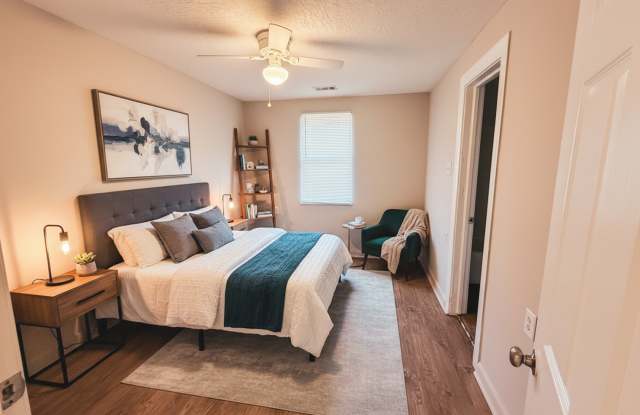 The Clements Horseshoe! Gallery 1