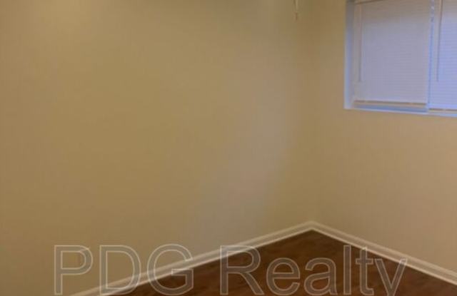 2003 Terril Lane photos photos