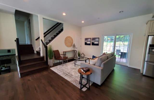 753 BEALL Avenue Gallery 3