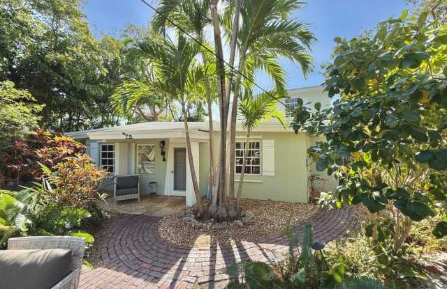 111 N Bay Harbor Drive photos photos