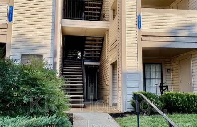 6917 Mary Caroline Cir Gallery 2