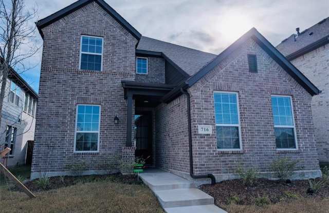 716 Blakelys Way photos photos