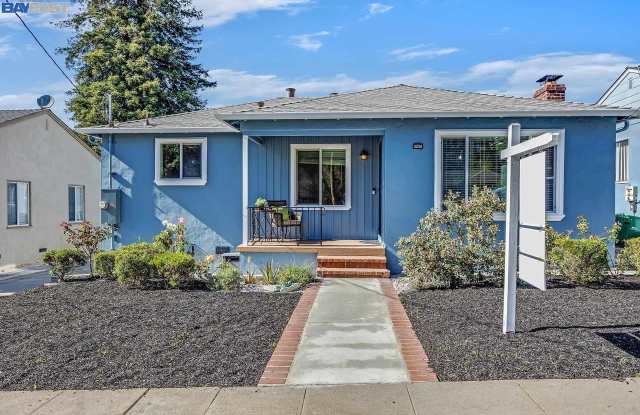 2230 Romey Lane photos photos